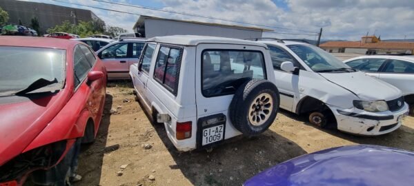 Mitsubishi pajero v40